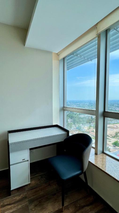 Centaurus Apartment Islamabad Exterior foto