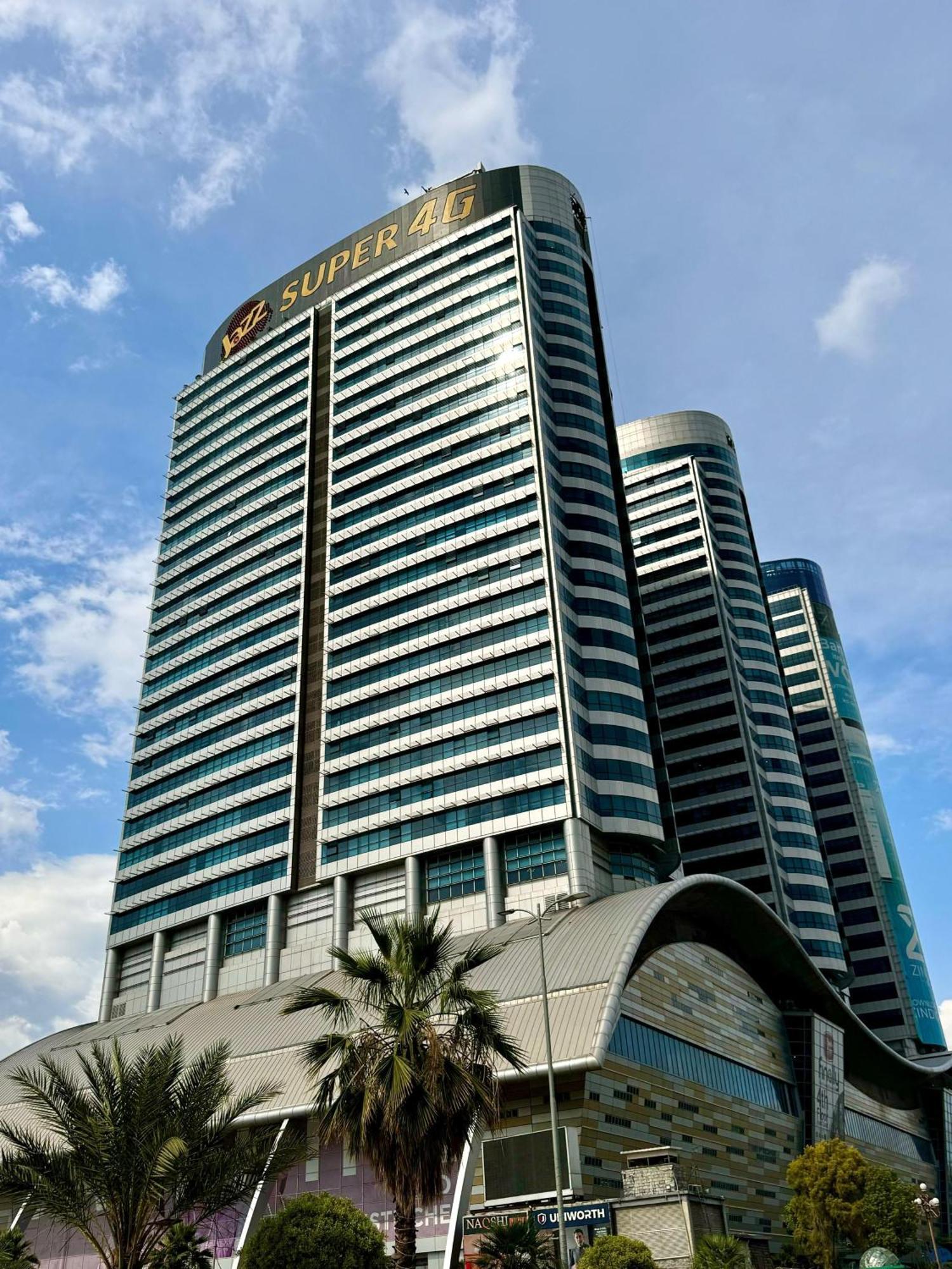 Centaurus Apartment Islamabad Exterior foto